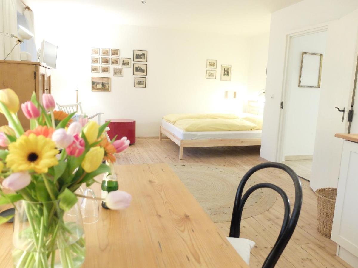 Gartenstudio-Apartment Tausendfreund - Adults Only - Am Chiemsee Breitbrunn am Chiemsee Exterior photo